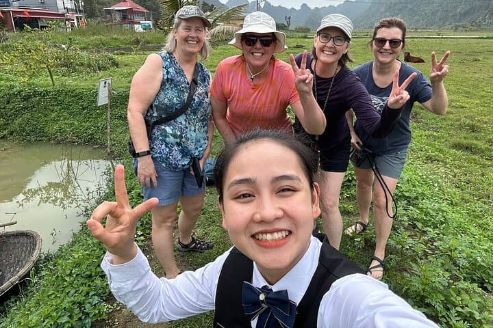 Doris Cruise: 3-Day Halong & Lan Ha Bay Cruise with Balcony from Hanoi photo 3
