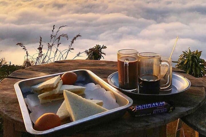 Mount Batur Sunrise Trek: Volcano Breakfast & Crater-Top Views
