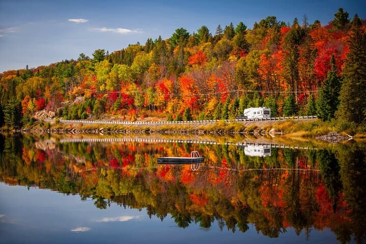Lake Muskoka and Algonquin 1-Day Small-Group Tour from Toronto — Day-Trip Guide photo 2