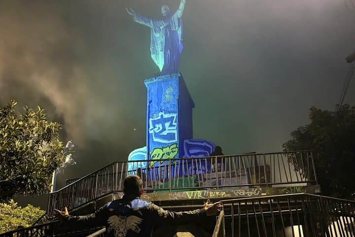 Medellin from Above and Inside: Picacho Night Viewpoint Tour photo 5