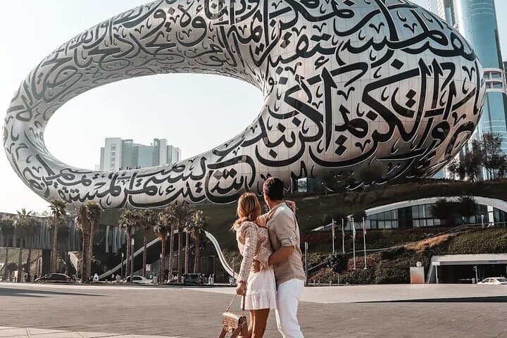 Dubai in a Day: Iconic Landmarks, Culture & Modern Marvels