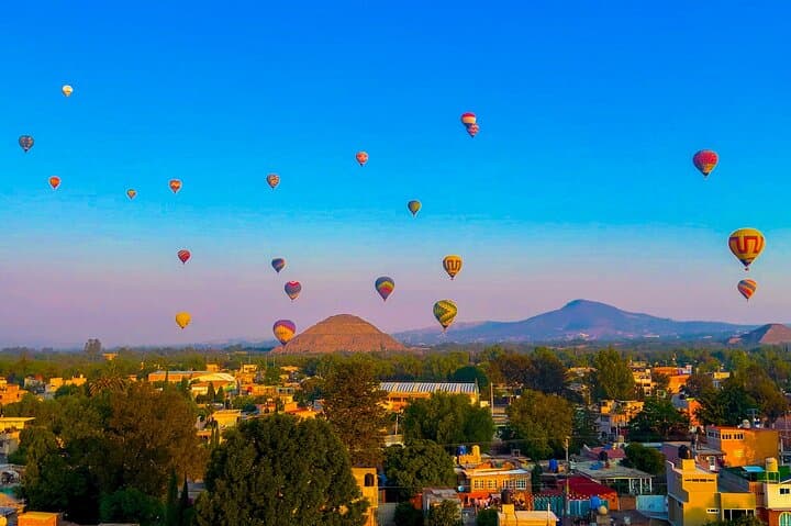 Tailor-made Teotihuacan: 4 Tour Options — Guided Visits, Early Access, Basilica & Hot Air Balloon photo 5