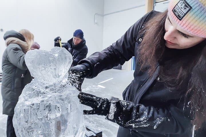 Arctic SnowHotel & Ice Sculpting: Guided Winter Visit Near Rovaniemi photo 6