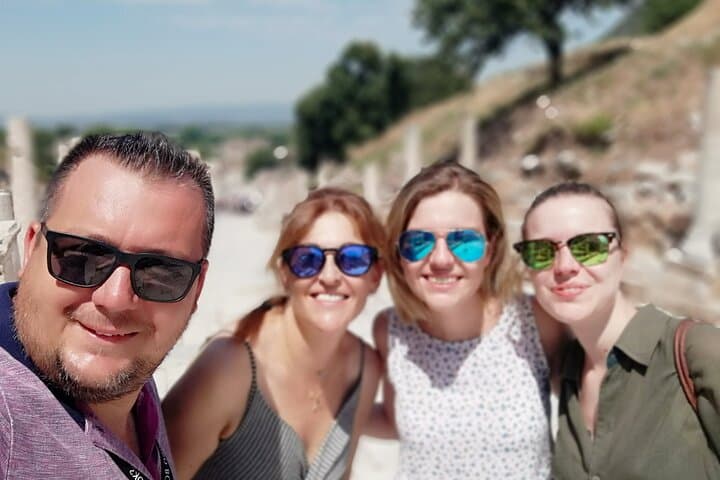 Ephesus & House of the Virgin Mary: Small-Group Day Tour from Kuşadası