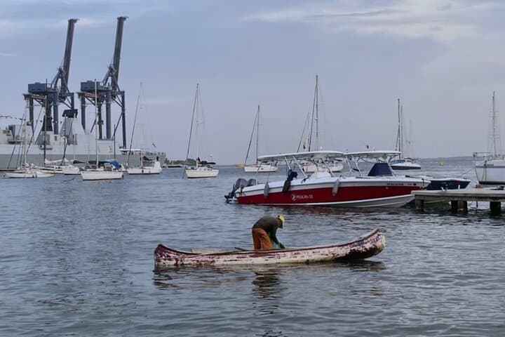 Sunset Bike Ride in Cartagena: Bay to Getsemaní Evening Tour photo 4