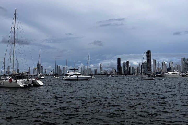 Sunset Bike Ride in Cartagena: Bay to Getsemaní Evening Tour photo 6