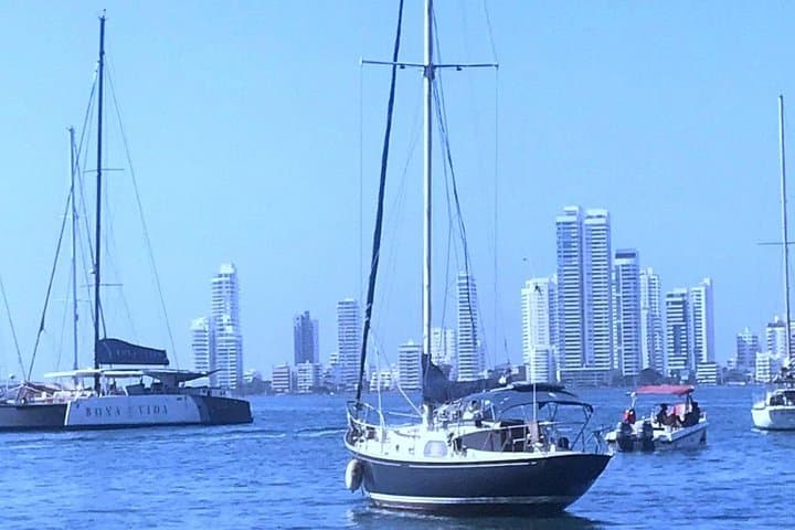 Pedal the Sunset: Cartagena Bay & Getsemaní Evening Bike Ride photo 3