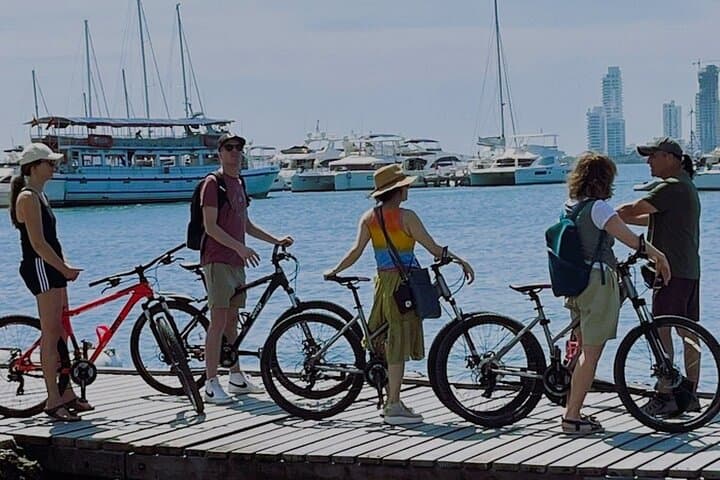 Pedal the Sunset: Cartagena Bay & Getsemaní Evening Bike Ride photo 2