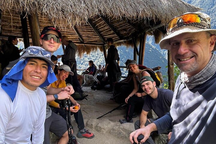 Short Inca Trail to Machu Picchu: 2-Day Trek with Vistadome Return photo 6