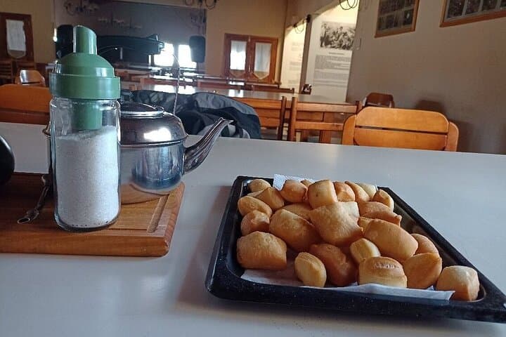 Puerto Madryn 4x4 Ranch Off-Road Day: Dunes, Cliffs & Estancia Lunch photo 4