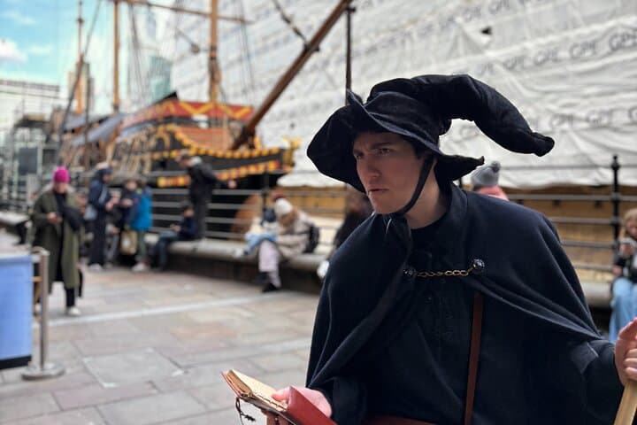 London Witches and History Walking Tour: Southwark & Thames Witchcraft Walk photo 5