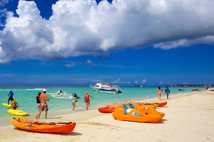Private Tour from Ocho Rios to Negril: Seven Mile Beach & Rick's Cafe Sunset Experience photo 4