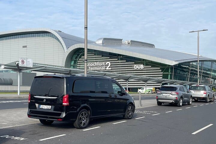 Private Multi-Day Luxury Driver Tour of Ireland — Custom 2–14 Day Road Trip photo 4