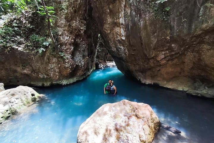 Hiking and Climbing to La Leona Waterfall — Rincón de la Vieja Day Hike photo 2