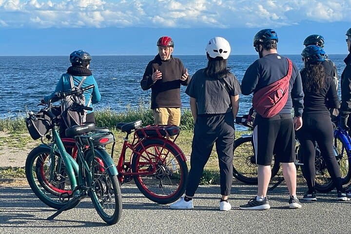 Victoria BC E-Bike Coast & Castle Tour — Ogden Point to Inner Harbour photo 3