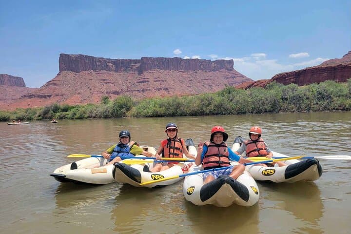 Moab Half-Day Kayaking on the Colorado River: Castle Valley Scenic Paddle