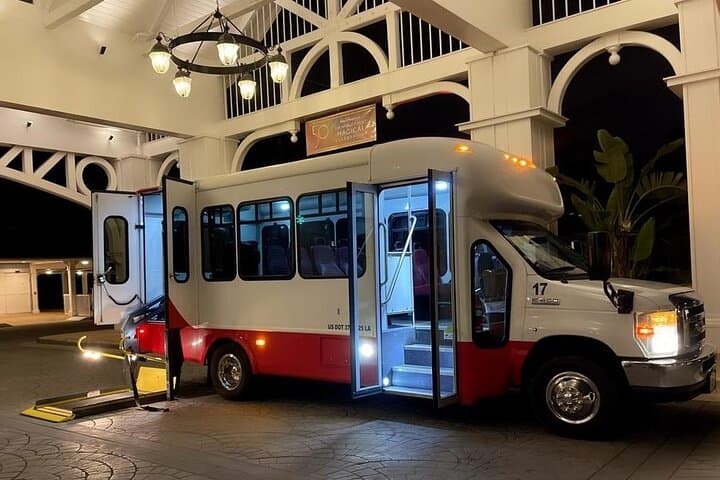 ADA-Compliant Private Transfer: MCO Orlando Airport to Hotel