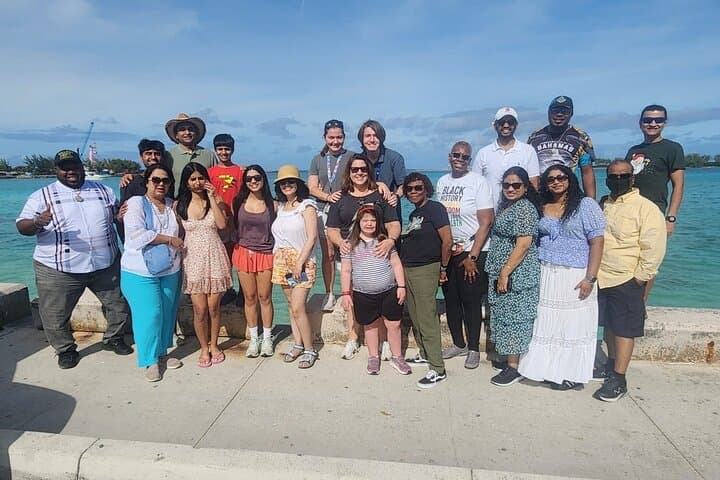 Half-Day Nassau Bus Tour — Rum Cakes, Forts & Queen's Staircase