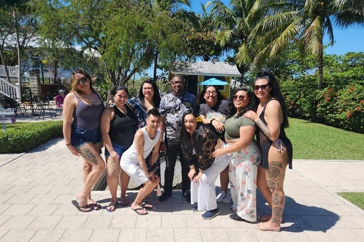 Half-Day Nassau Bus Tour — Rum Cakes, Forts & Queen's Staircase photo 5