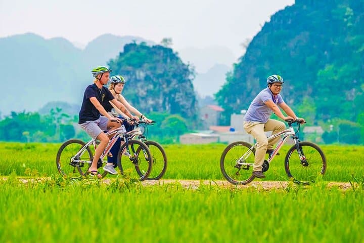 Mai Chau Full Day Tour from Hanoi: Cycling Rice Fields & Thai Stilt Houses photo 4