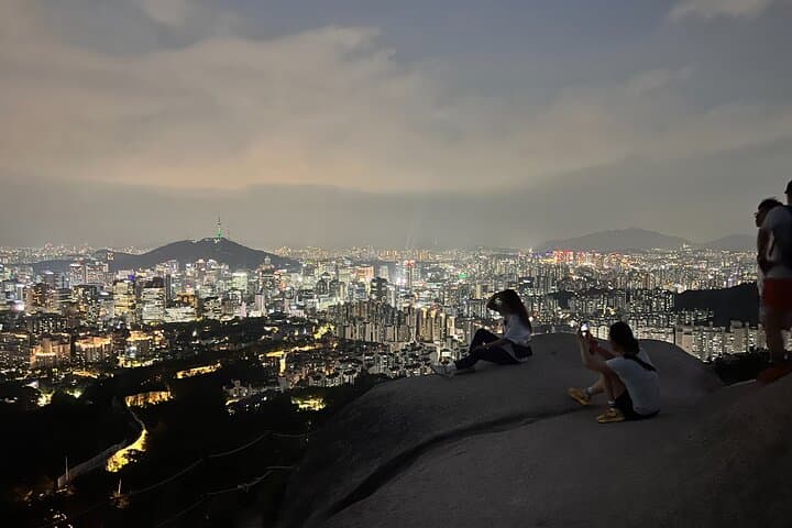 Inwangsan Sunset Hike: Lantern-Lit Ascent to Beombawi Night Views photo 6