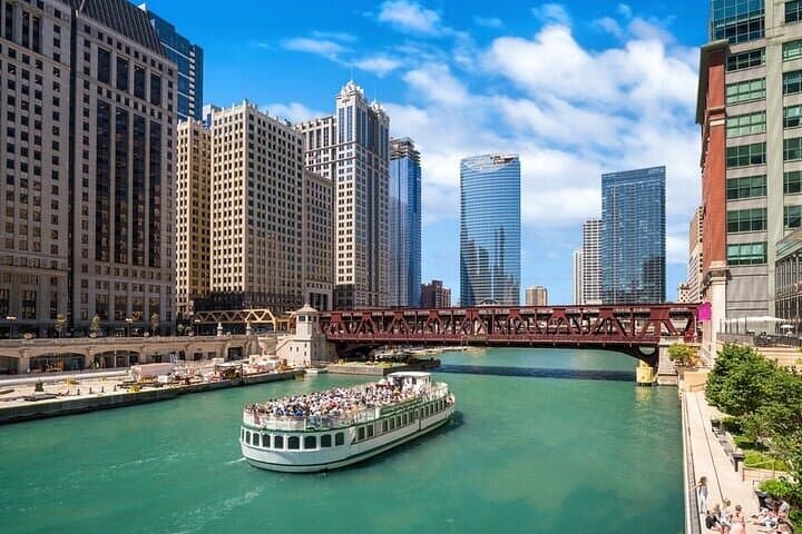 Great-Lakes-Road-Loop-Chicago-to-Mackinac-6-Day-Tour