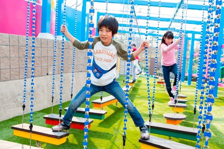 Hirakata Park: Osaka's Historic Amusement Park Escape