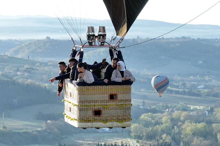 Tuscany Hot Air Balloon Flight: Sunrise over San Casciano photo 3