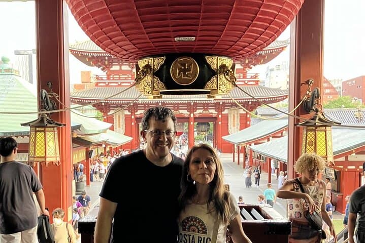 Tokyo Private Tour: Traditional Districts, Markets & Modern Architecture photo 4