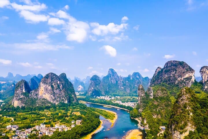 Li River Cruise and Ruyi Peak Cable Car: Yangshuo Full-Day Tour