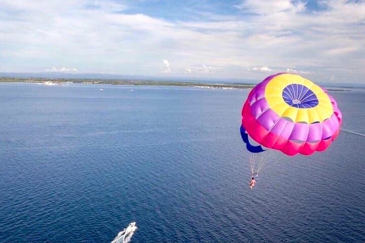 Mactan Cebu Parasailing & Jet Ski: 150-Foot Fly and Ride Adventure photo 3