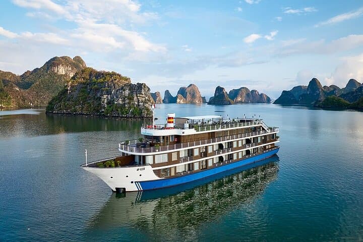 La Casta 2D1N Luxury Cruise: Hanoi to Halong & Lan Ha Bay Overnight photo 1