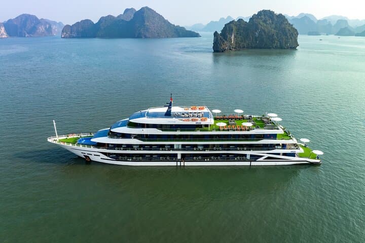Luxury 2-Day Halong Bay & Lan Ha Bay Overnight Cruise from Hanoi photo 2