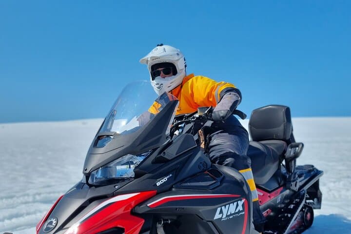 Private Golden Circle and Langjökull Glacier Snowmobiling Day Trip from Reykjavik photo 6