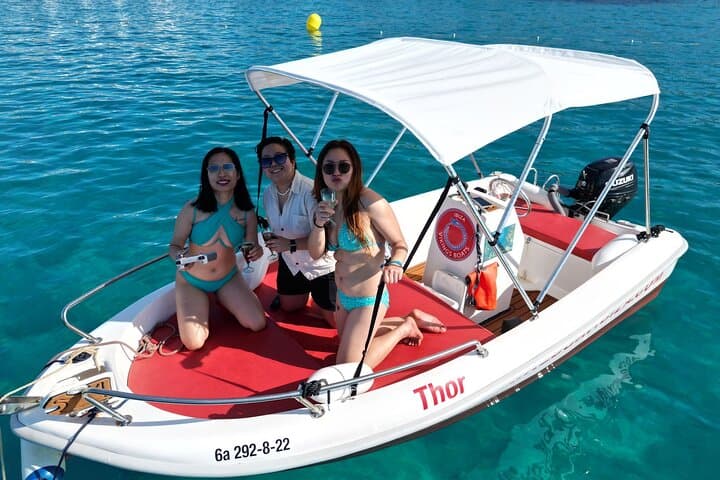 Ibiza Boat Rental Without Licence: Captain a 5m Boat Along the West Coast