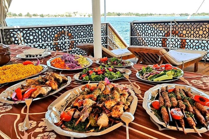 Hapi Dahabiya 5-Day Luxor to Aswan Nile Cruise — Traditional Dahabiya Experience photo 3