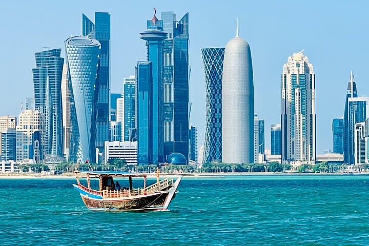 Doha City Tour with Dhow Cruise: Corniche, Souq Waqif & Cultural Highlights