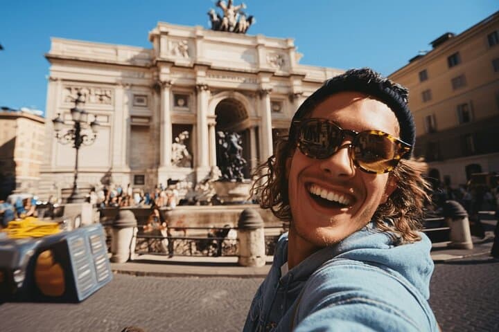 Rome on Foot: Self-Guided St. Peter to Colosseum Walking Tour photo 2