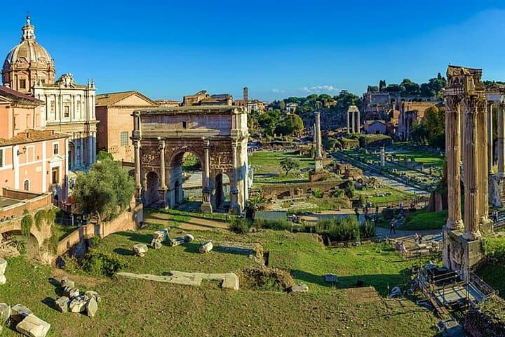 Rome on Foot: Self-Guided St. Peter to Colosseum Walking Tour photo 5