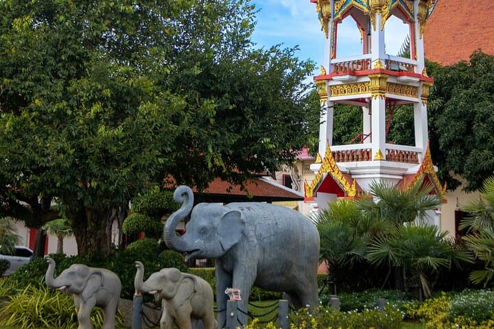 Phuket Dawn Tour: Windmill Sunrise, Market Fruits & Wat Chalong Blessing photo 4