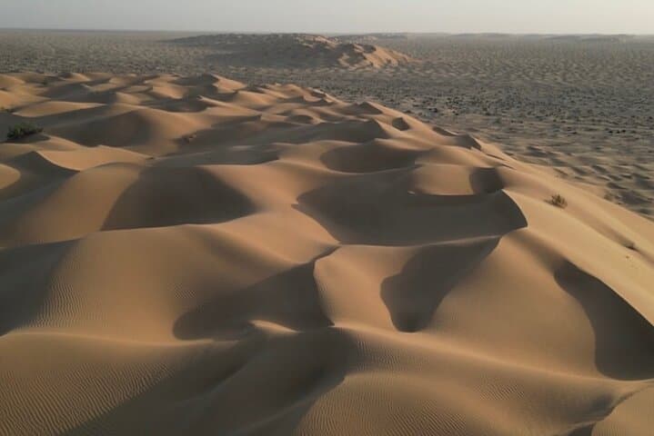 Overnight Desert Safari in Salalah: Empty Quarter Camp & Frankincense Trails photo 3