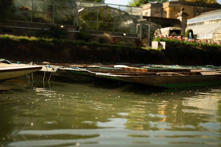 Private Oxford University Punting Tour on the River Cherwell photo 3