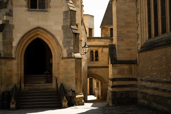 Inside Oxford: Private Alumni-Led Walking Tour of University Landmarks photo 6