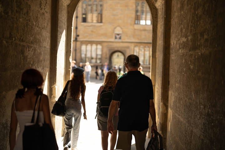 Walk Like a Wizard: Oxford Harry Potter Film Locations Tour with University Alumni photo 4
