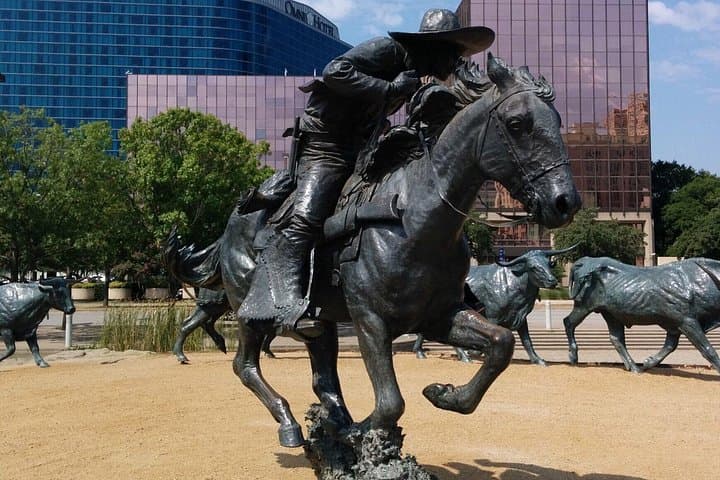 Dallas Historic Walking Tour: Dealey Plaza, Reunion Tower & Pioneer Sites photo 3