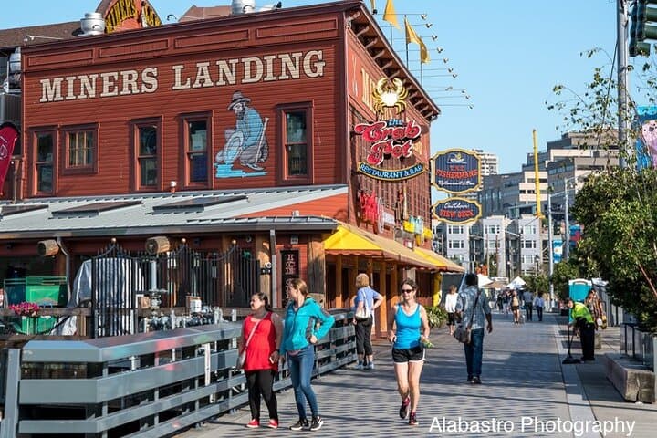 Seattle Sightseeing: Guided Scenic Tour + 24/48‑Hour Hop‑On Hop‑Off Pass photo 5