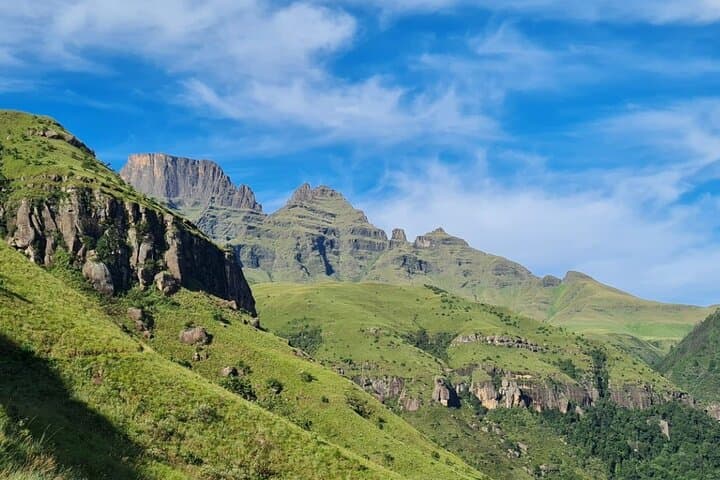 Half-Day Drakensberg Hike from Durban — uKhahlamba Peaks & Raptors photo 4