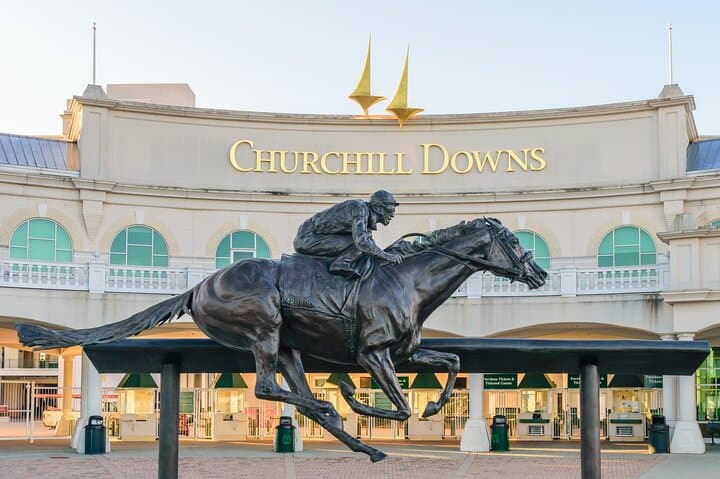 Buffalo Trace Distillery and Churchill Downs Tour from Louisville photo 5