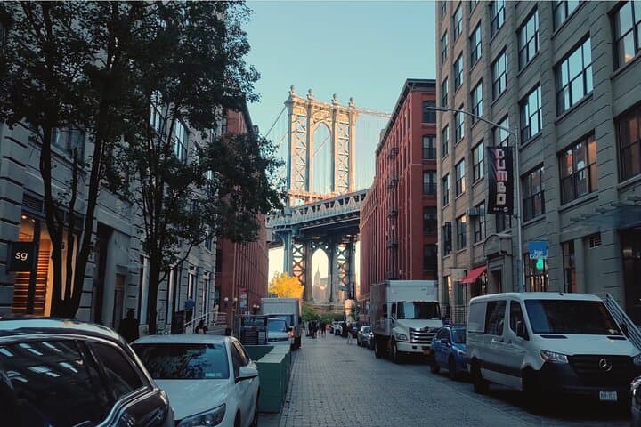 DUMBO Food Walk: 5 Dishes and Iconic NYC Skyline Views photo 2