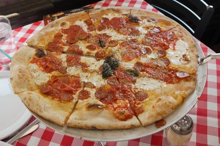 DUMBO Food Walk: 5 Dishes and Iconic NYC Skyline Views photo 3
